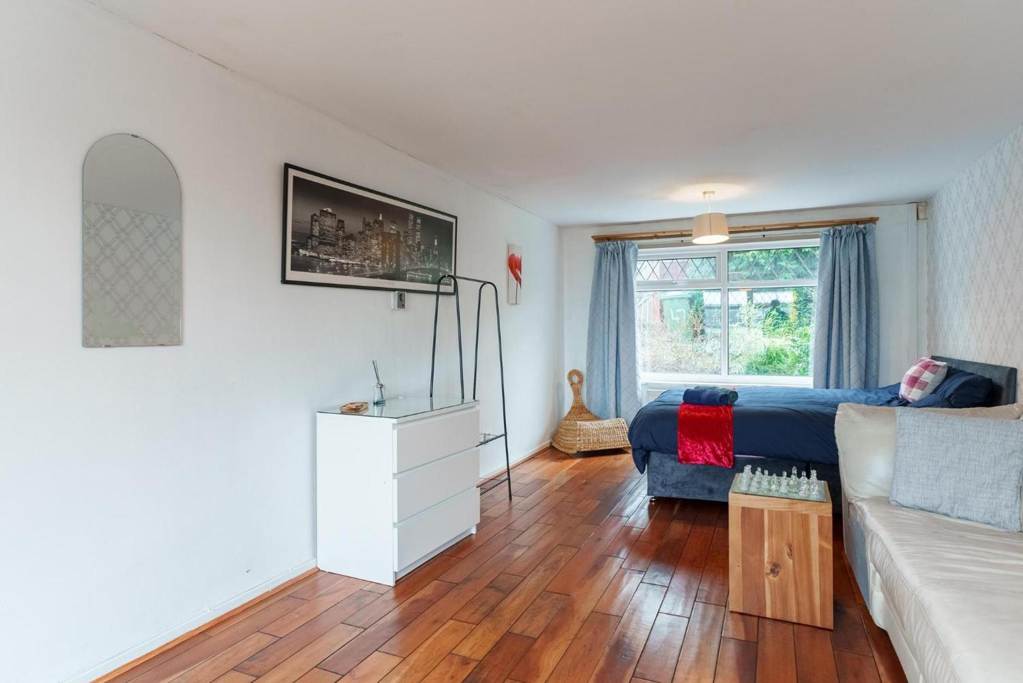 Urban Retreat - Homestay *