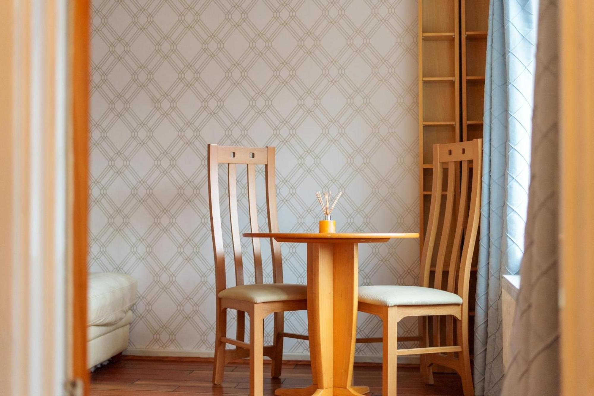 Homestay Urban Retreat -